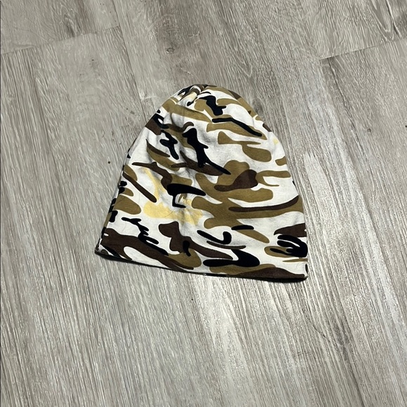 Kids Camouflage Beanie - Picture 1 of 1